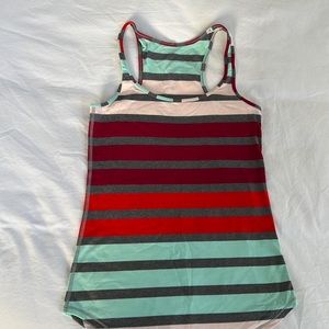 Lululemon tank size 6